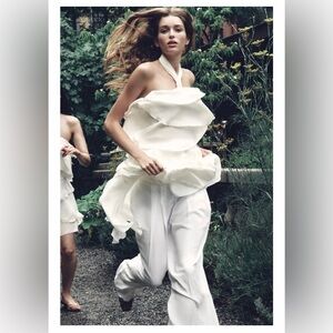 NWT ZARA PLEATED PALAZZO
HIGH WAISTED PANTS WHITE SIZE
MEDIUM